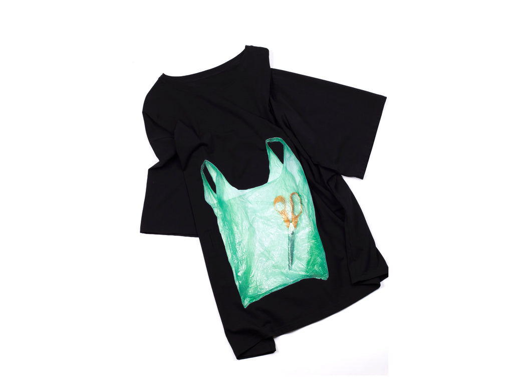 mr_ snack 102_ black plastic shopping bag T-shirt